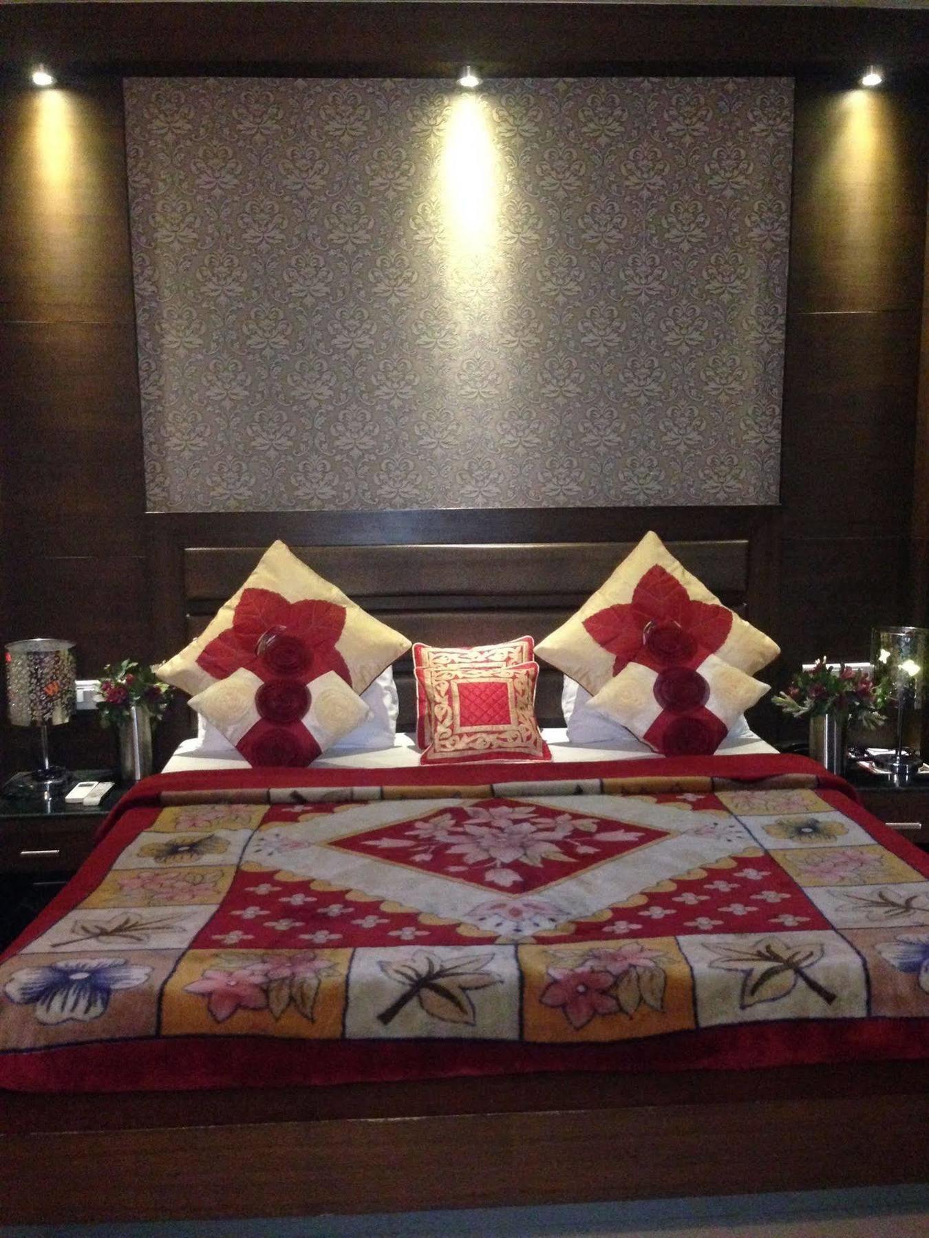 Namaskar Residency Hotel Amritsar Exterior foto