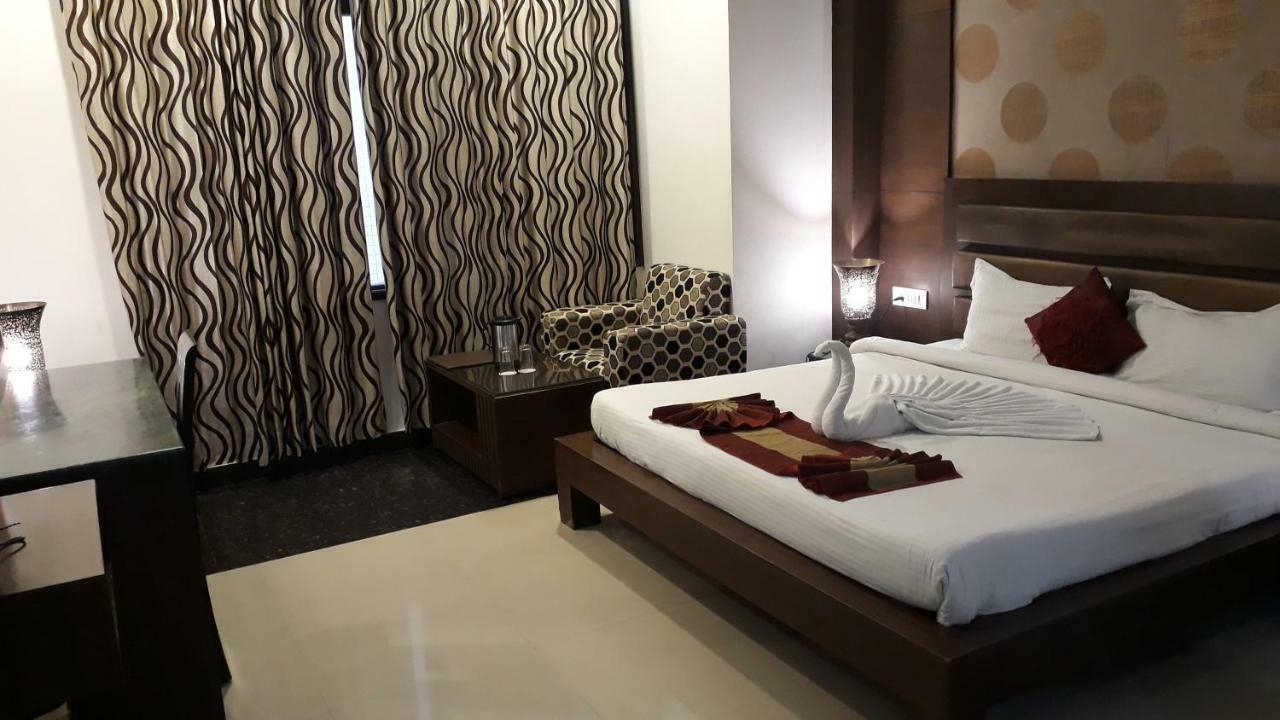 Namaskar Residency Hotel Amritsar Exterior foto